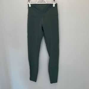 Sz 6 Wunder Under 28” Full on Luon